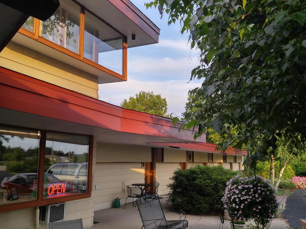 سبرينغ غرين The Usonian Inn Llc المظهر الخارجي الصورة